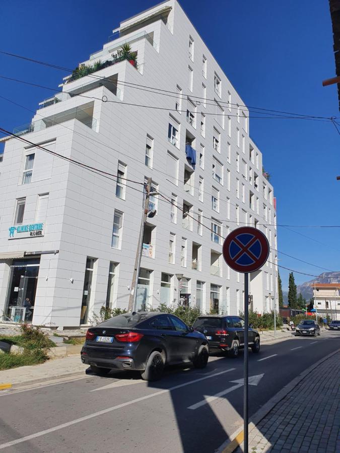 Rovena'S Apartment - Free Parking Tiranë Luaran gambar