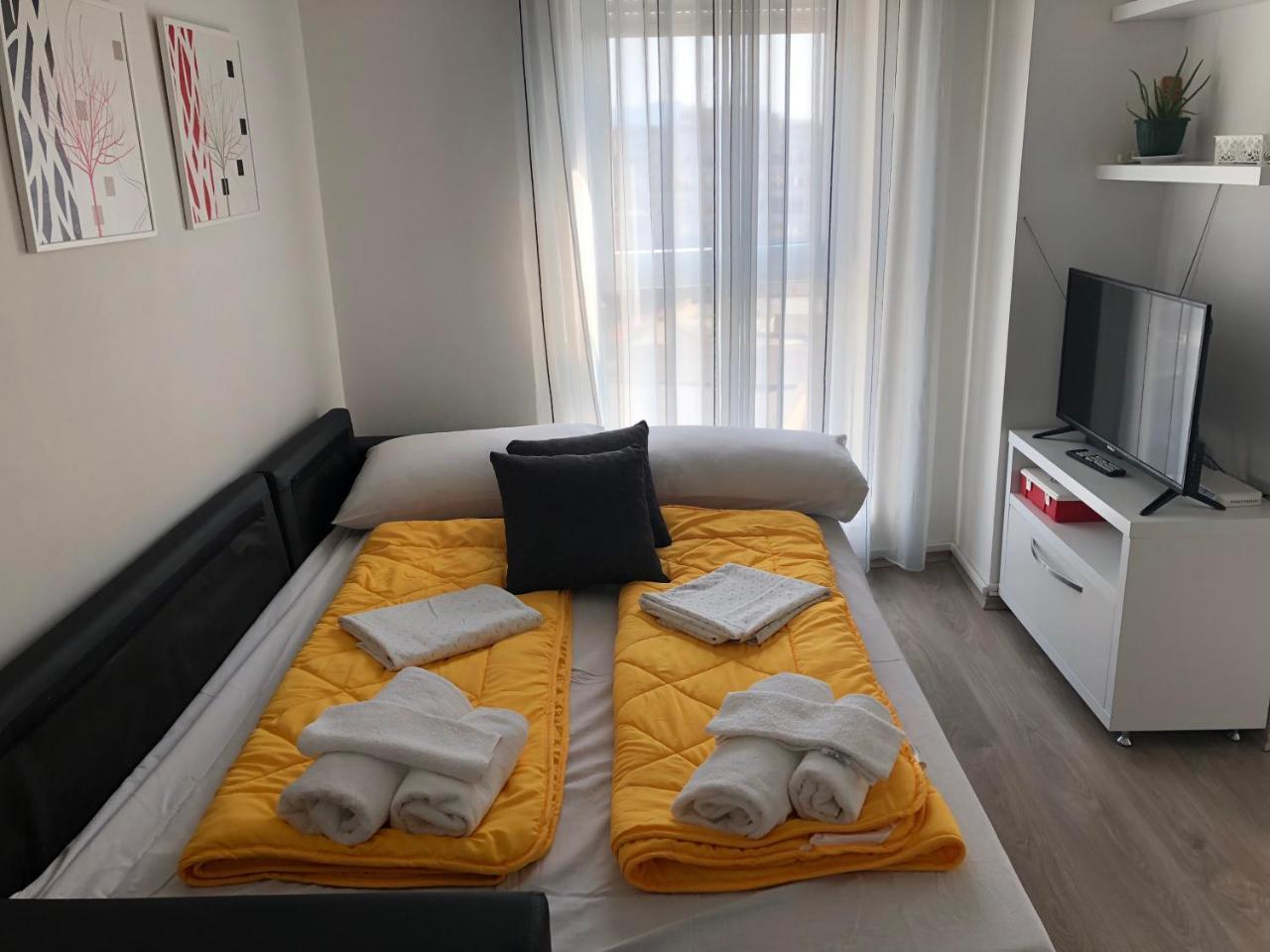 Rovena'S Apartment - Free Parking Tiranë Luaran gambar
